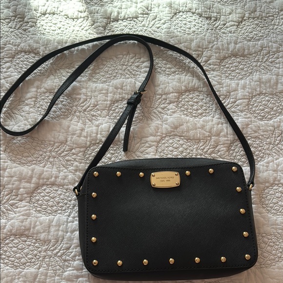 Michael Kors Handbags - Michael Kors Black Crossbody Bag